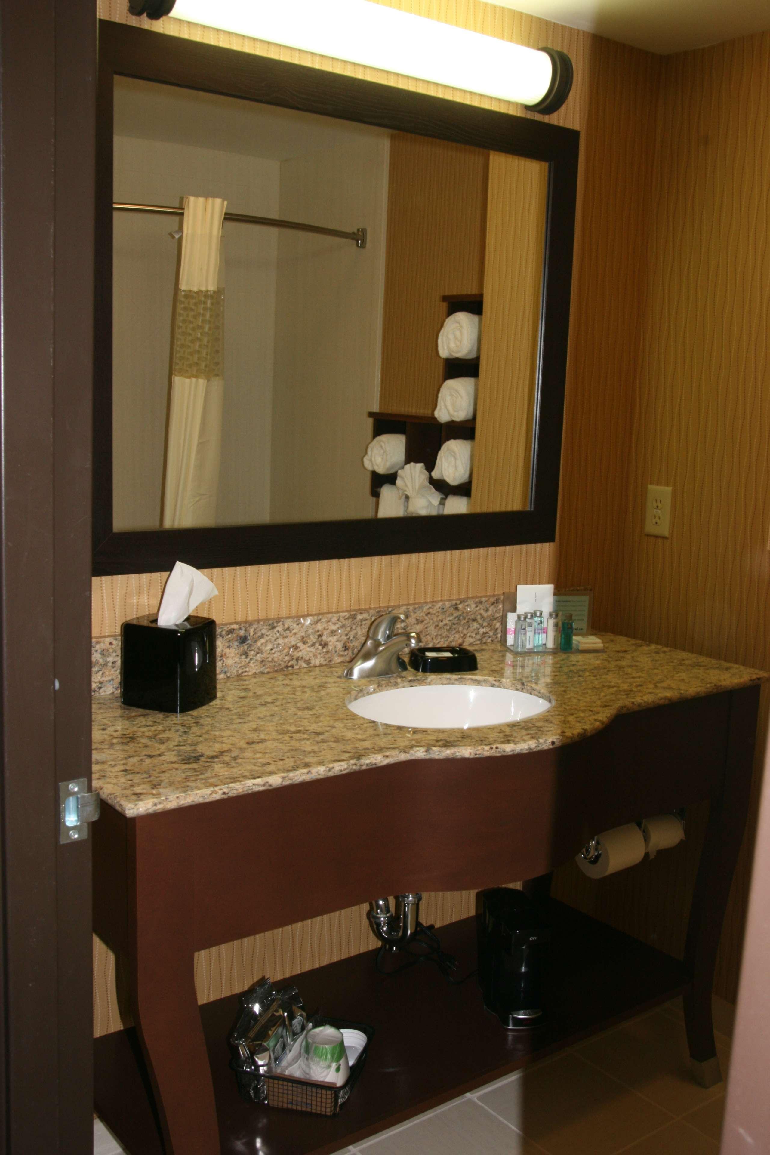 Hampton Inn And Suites Peru Bilik gambar